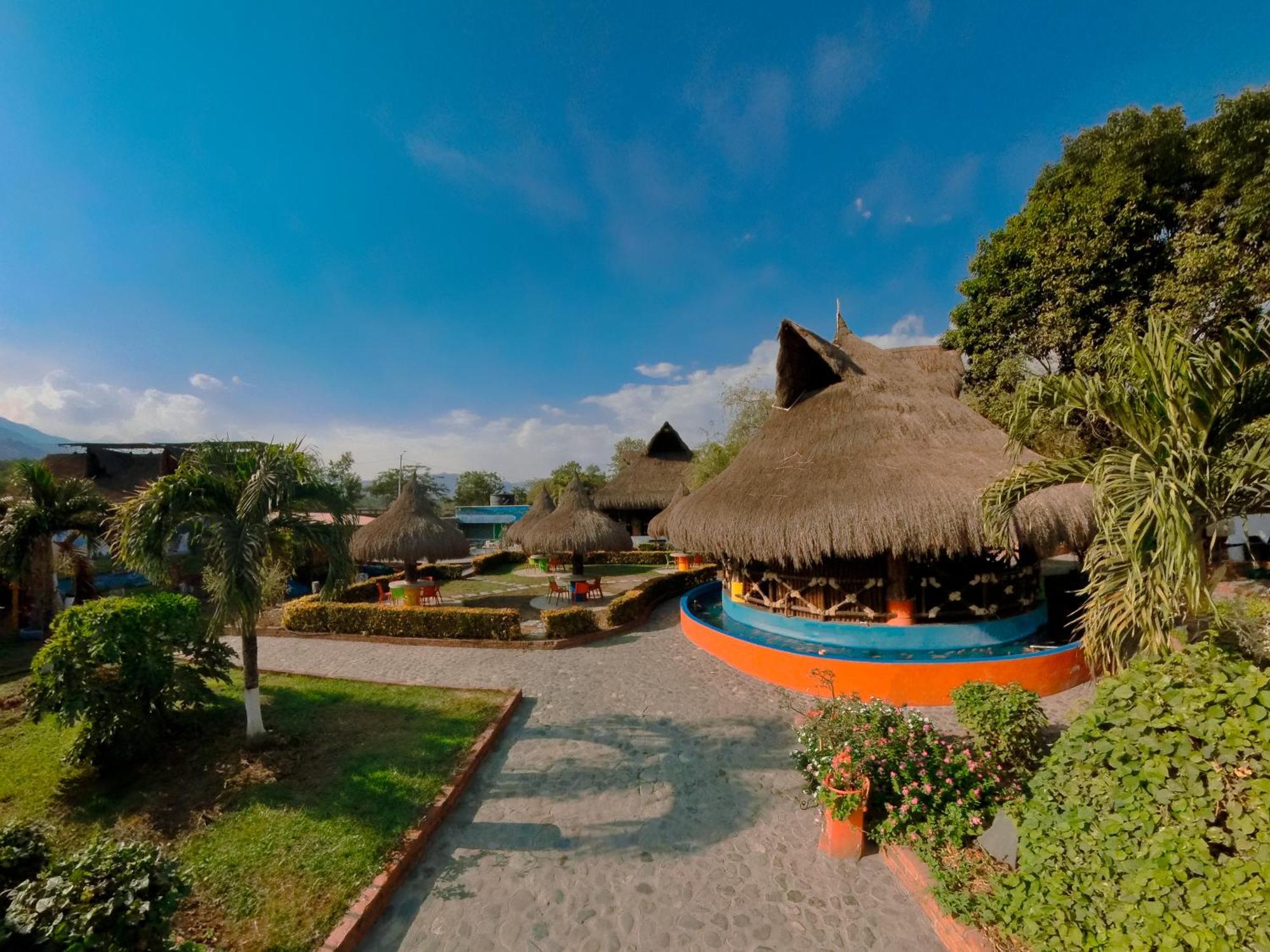 Hotel Acuarela Del Rio Santa Fe de Antioquia Kültér fotó